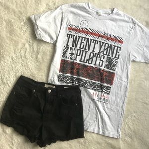 🥀TWENTY ONE PILOTS BAND T SHIRT BLURRYFACE RED🥀